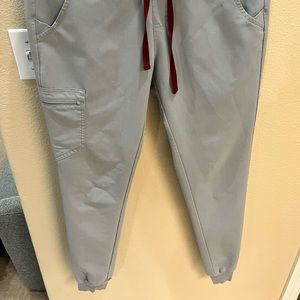 WearFigs Zamora Jogger Pant in Cement in S/T